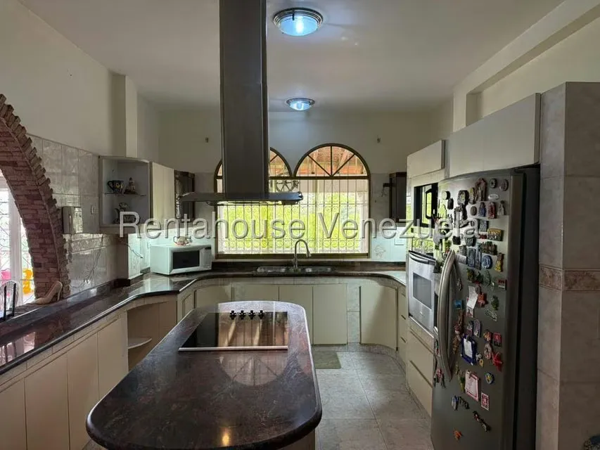 Casa (1 Nivel) en Venta en Parque el Retiro, Miranda - 30