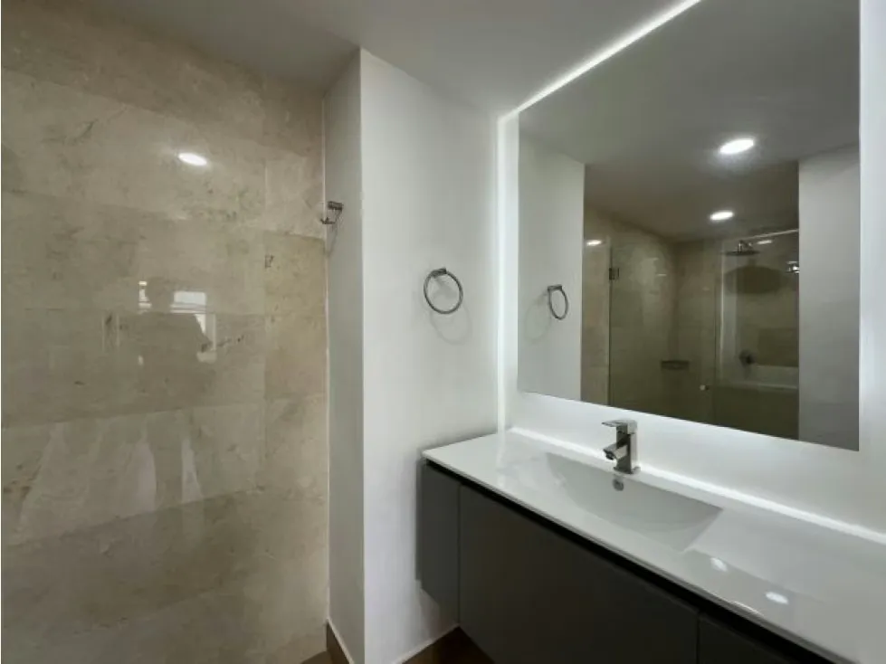 Apartamento de lujo a estrenar en Baruta en Venta Bella - 17