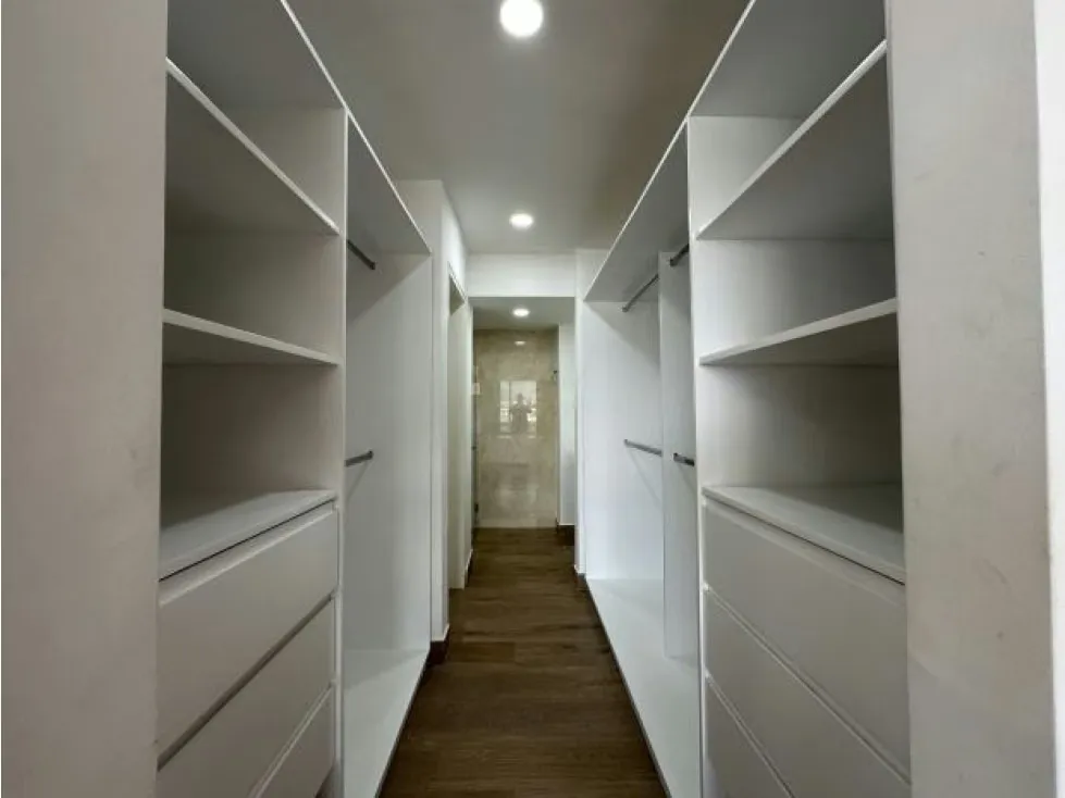 Apartamento de lujo a estrenar en Baruta en Venta Bella - 10