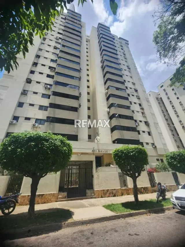 EN VENTA APARTAMENTO EN VALLE DE CAMORUCO
