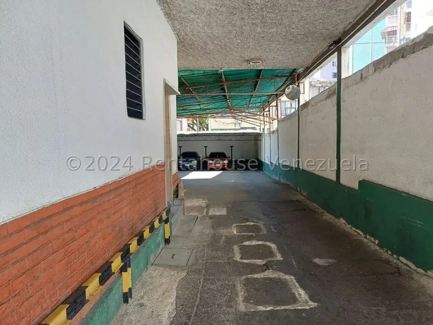 Comercial (Posada) en Venta en La Florida, Distrito Metropolitano - 3