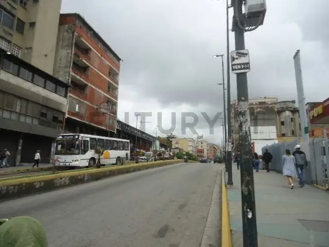 Venta de Oficina ubicada en Los Teques - 2
