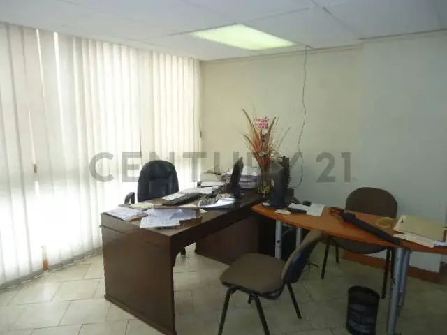 Venta de Oficina ubicada en Los Teques - 9
