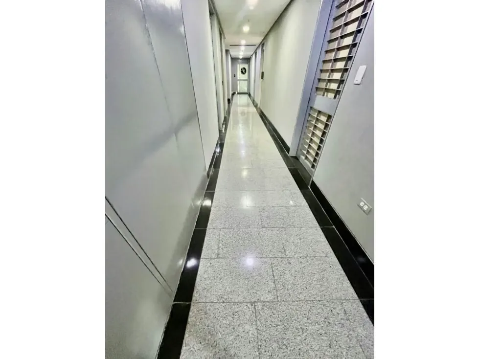 Se alquila oficina 45m2 La Lagunita 1618 - 5