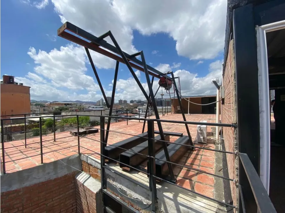 Piso Industrial duplex en alquiler Boleíta Sur de 440mts - 12