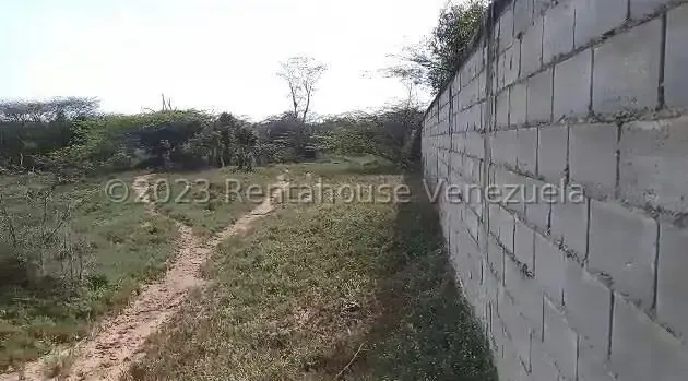 Terreno (Industrial) en Venta en Zona Industrial, Zulia - 3