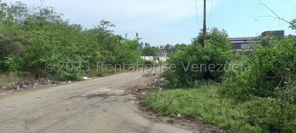 Terreno (Industrial) en Venta en Zona Industrial, Zulia - 6