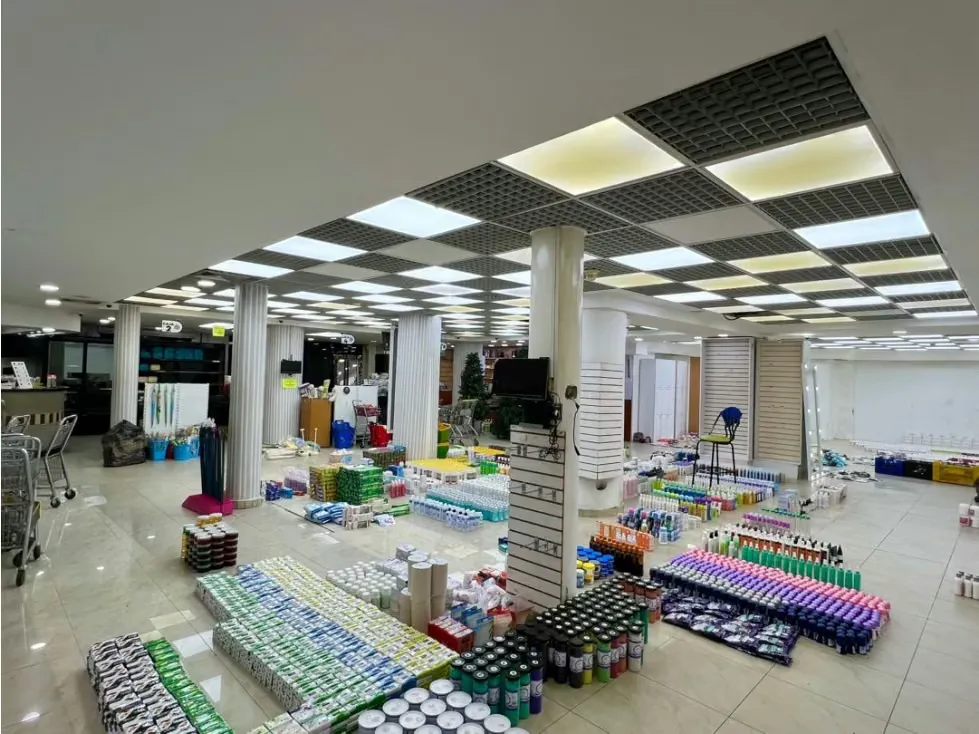 En Venta Edificio Con Local Comercial en Santa Monica. Caracas - 11