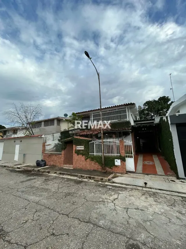 Casa en venta urbanización Prebo - 2