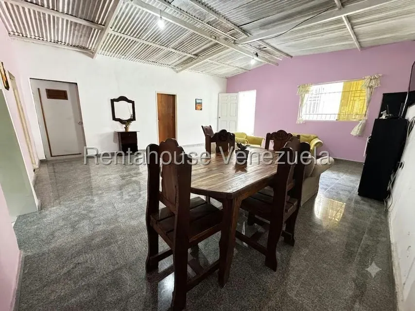 Casa (1 Nivel) en Venta en Caricuao, Distrito Metropolitano - 6