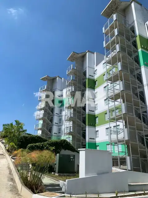 APARTAMENTO EN VENTA EN LOMA LINDA 231