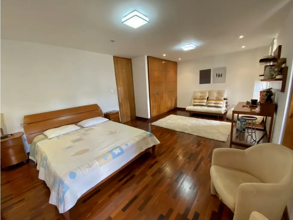 Vendo PH 600m2 4h/5b/4pe Las Mesetas 2688 - 18