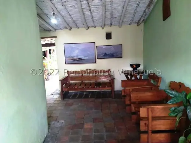 Casa (1 Nivel) en Venta en Centro, Lara - 2