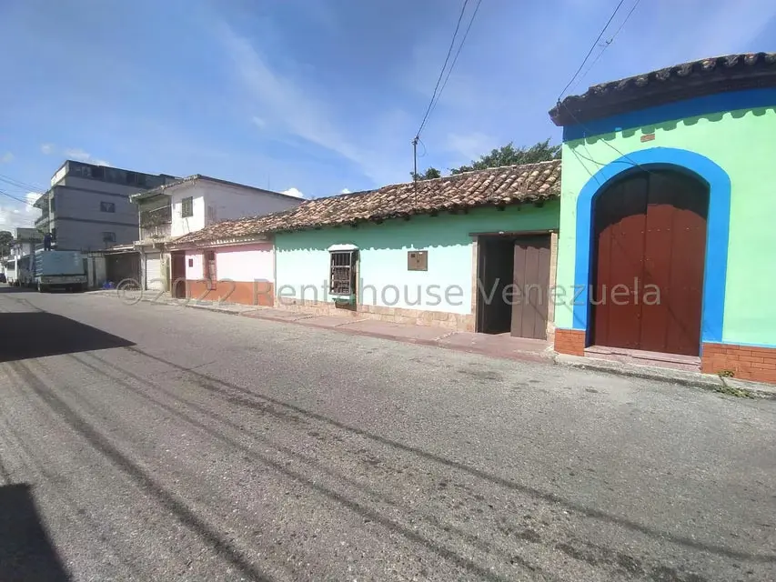 Casa (1 Nivel) en Venta en Centro, Lara - 25