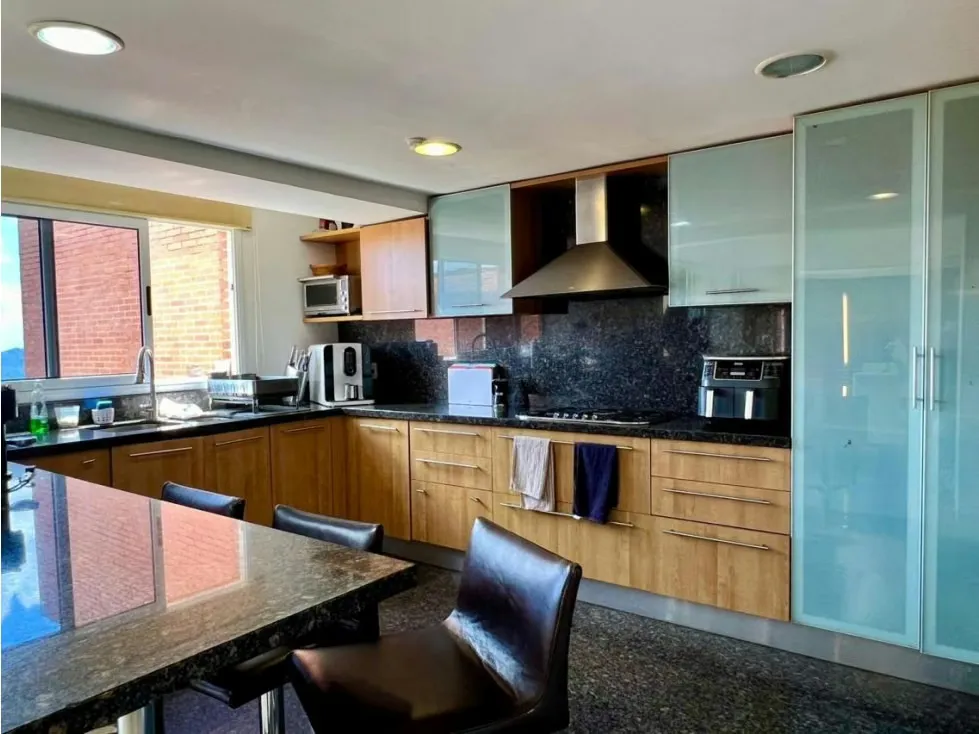 Se Vende Hermosa Villa 300m²-3H+1HS+5B+5P+1M-Loma Linda 9297 - 9