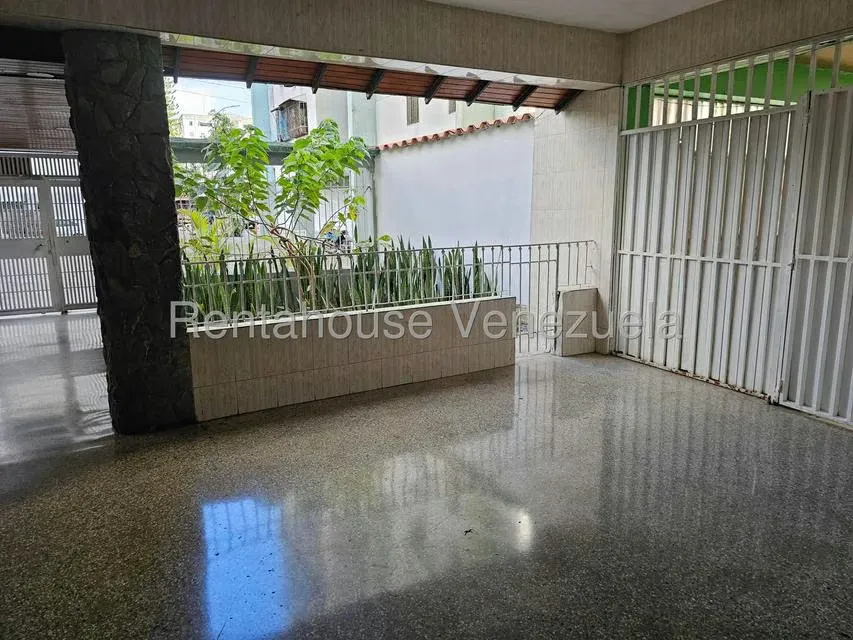 Apartamento (1 Nivel) en Venta en Caricuao, Distrito Metropolitano - 22
