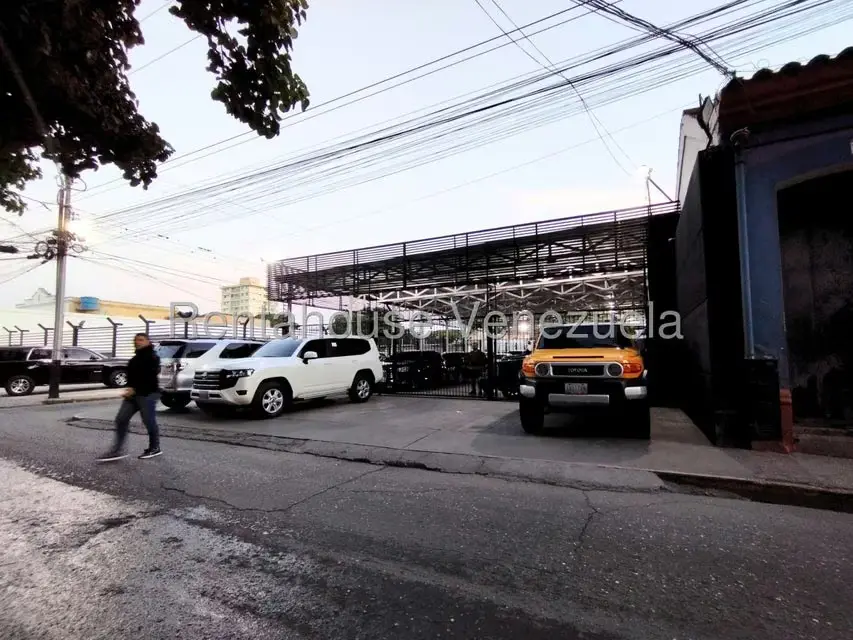 Local Comercial en Venta en Centro, Lara - 3