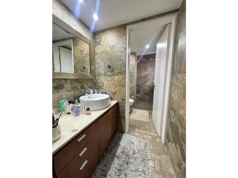 Vendo PB c/ terraza y jardín en calle cerrada 300m2 La Boyera 1795 - 14
