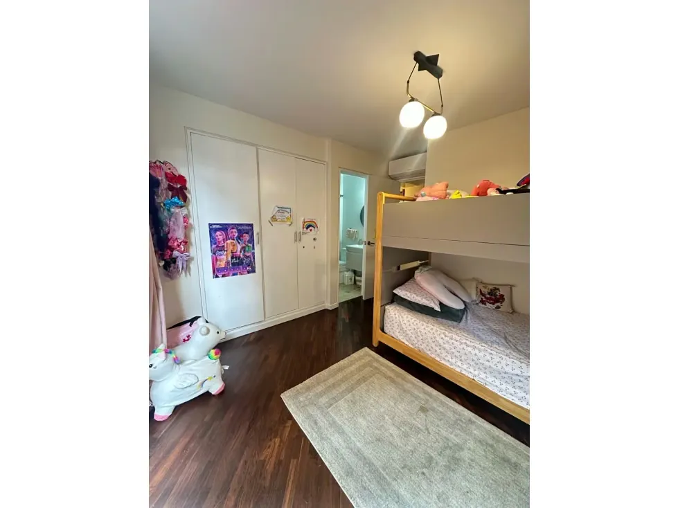 Vendo PB c/ terraza y jardín en calle cerrada 300m2 La Boyera 1795 - 10