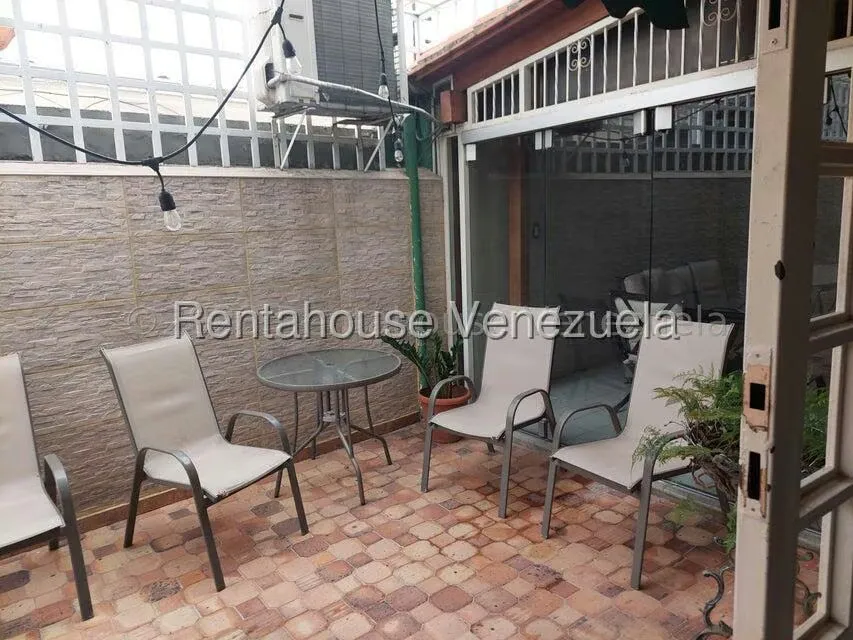 Casa (Duplex) en Venta en Sorocaima, Distrito Metropolitano - 16