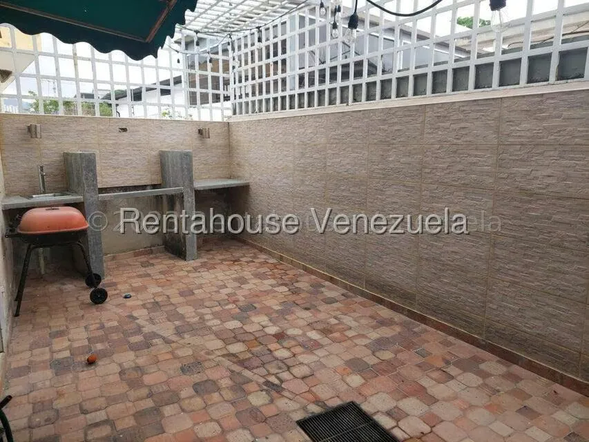 Casa (Duplex) en Venta en Sorocaima, Distrito Metropolitano - 17
