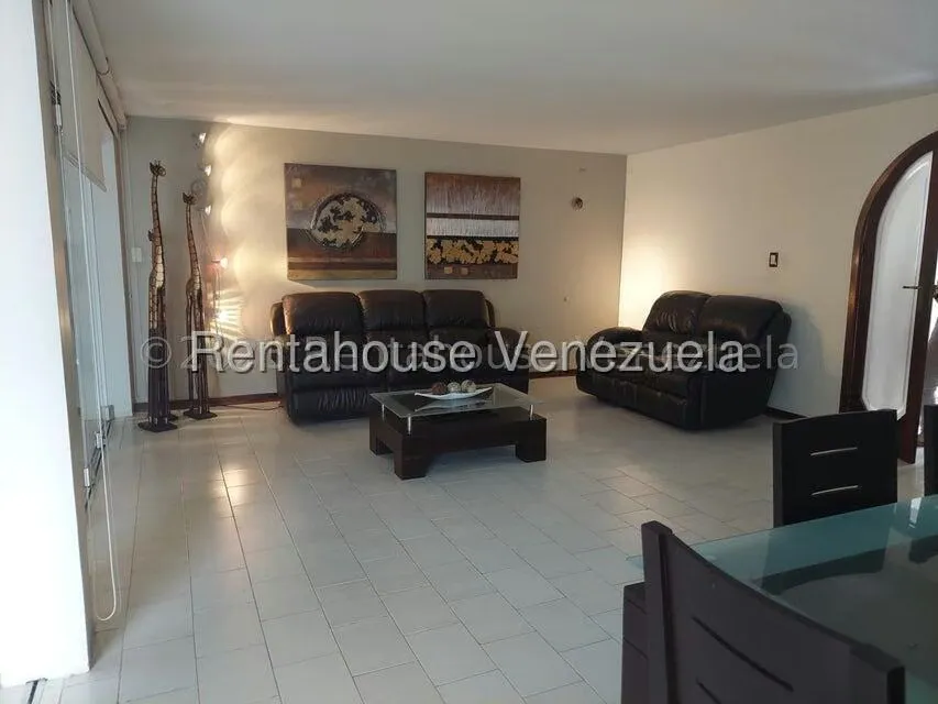 Casa (Duplex) en Venta en Sorocaima, Distrito Metropolitano - 4