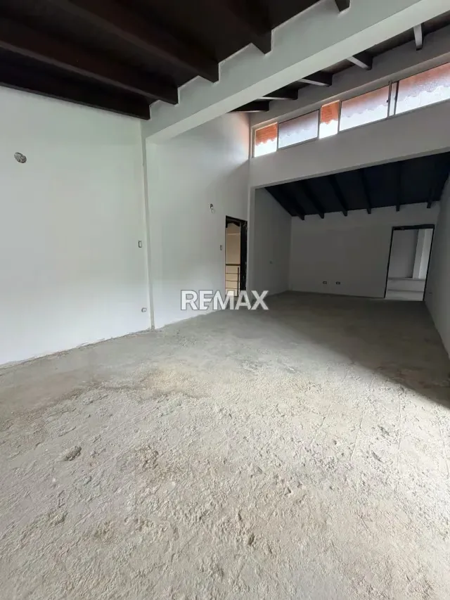 Casa en Venta Urb El Castaño - 13