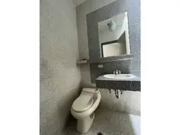 Vista 44