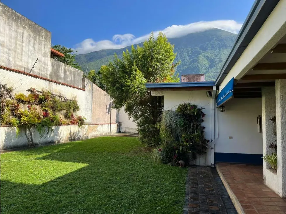 Se vende casa 859m² 3h+s/4b+s/4p Sebucan - 2
