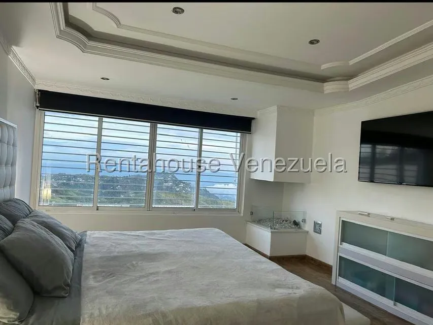 Casa (Multipes Niveles) en Venta en Parque el Retiro, Miranda - 16