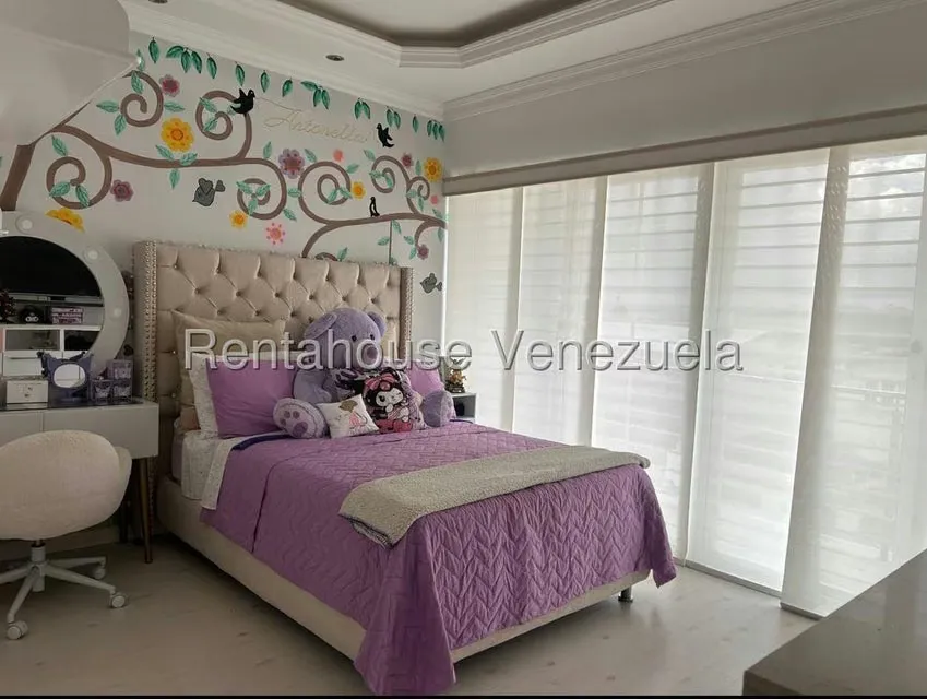 Casa (Multipes Niveles) en Venta en Parque el Retiro, Miranda - 18