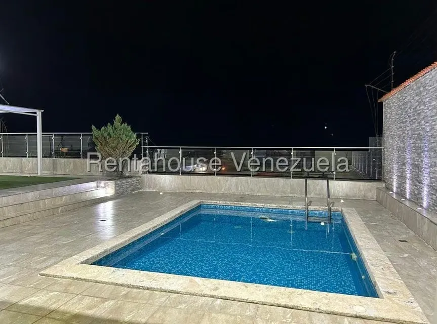 Casa (Multipes Niveles) en Venta en Parque el Retiro, Miranda - 9