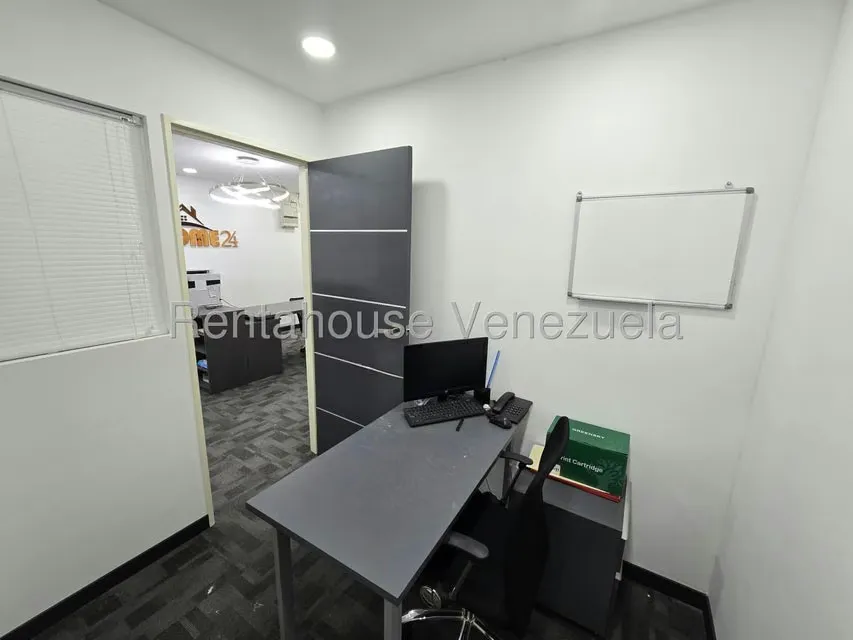Local Comercial en Alquiler en Prados del Este, Distrito Metropolitano - 18