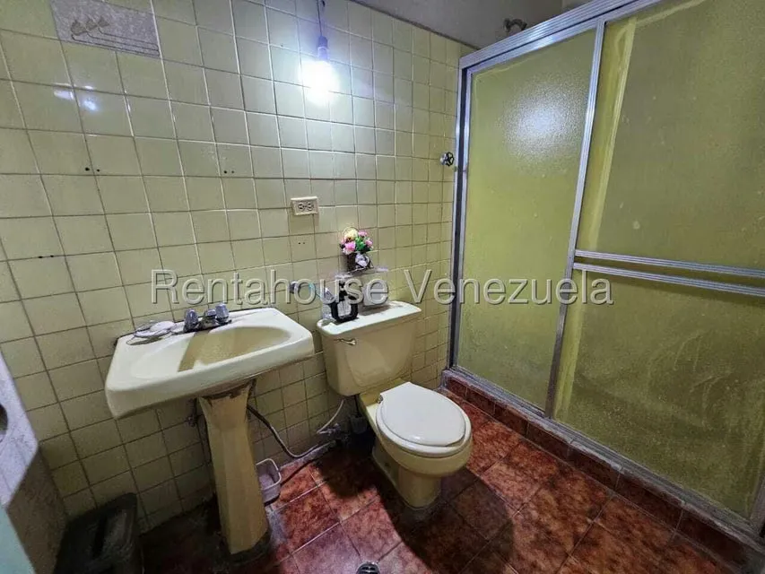 Casa (Duplex) en Venta en Andres Bello, Aragua - 25