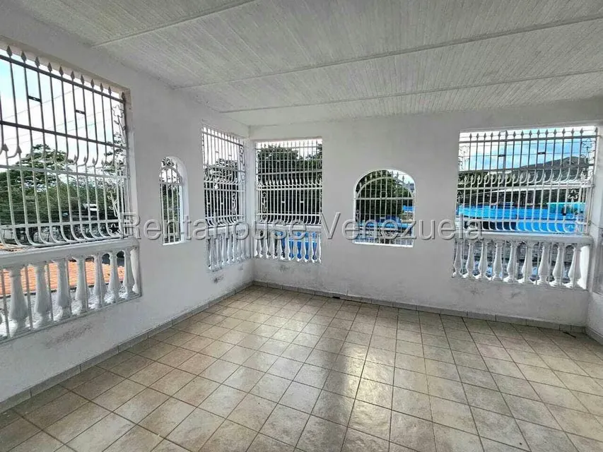 Casa (Duplex) en Venta en Andres Bello, Aragua - 30