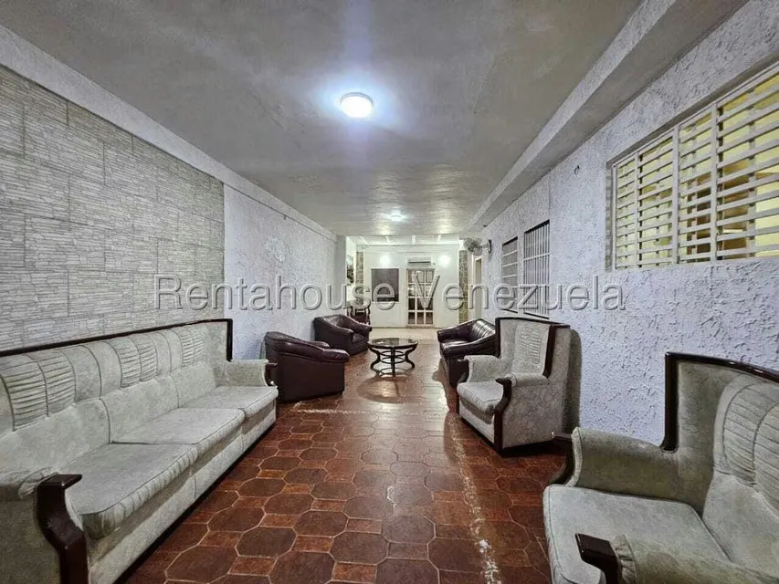 Casa (Duplex) en Venta en Andres Bello, Aragua - 31