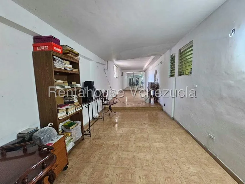Casa (Duplex) en Venta en Andres Bello, Aragua - 32