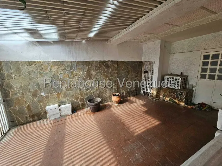 Casa (Duplex) en Venta en Andres Bello, Aragua - 56