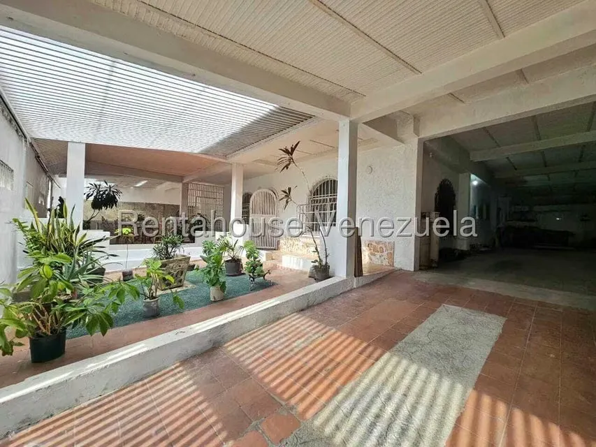 Casa (Duplex) en Venta en Andres Bello, Aragua - 57