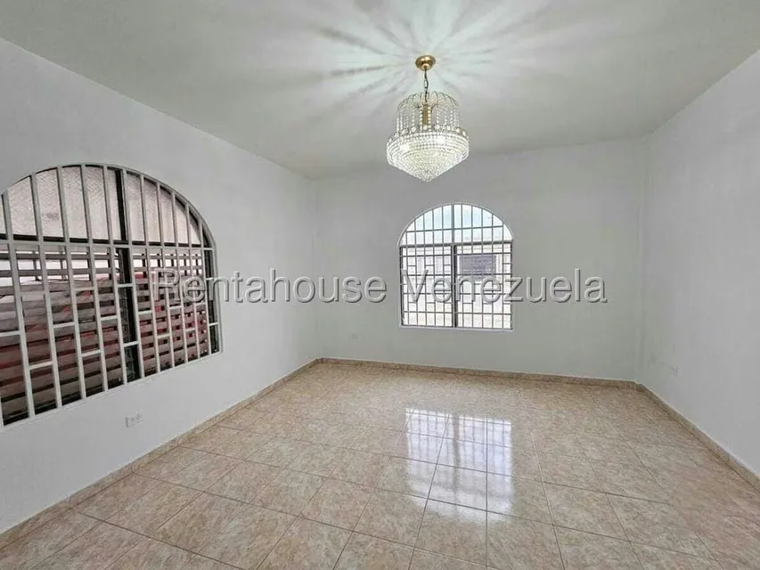 Casa (Duplex) en Venta en Andres Bello, Aragua - 6