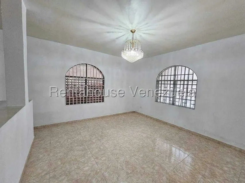 Casa (Duplex) en Venta en Andres Bello, Aragua - 10
