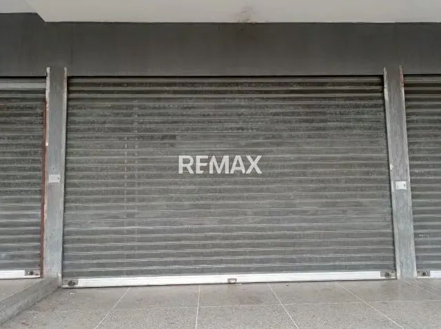 ALQUILER LOCAL COMERCIAL CENTRO - 12