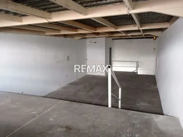 ALQUILER LOCAL COMERCIAL CENTRO - 14