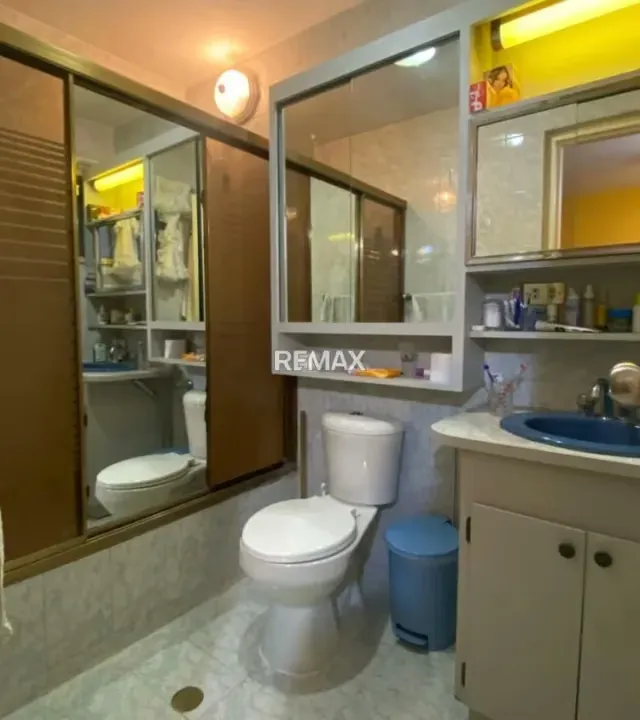 Apartamento de OPORTUNIDAD con Amplio Potencial y Confort en Las Esmeraldas en Venta - 7