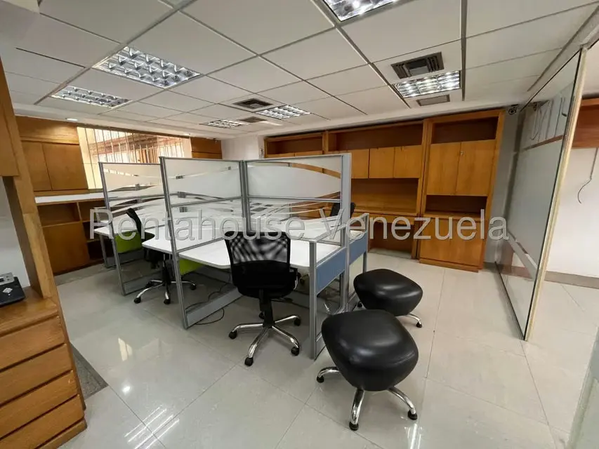 Oficina en Venta en Los Dos Caminos, Distrito Metropolitano - 16