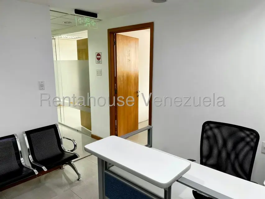 Oficina en Venta en Los Dos Caminos, Distrito Metropolitano - 5