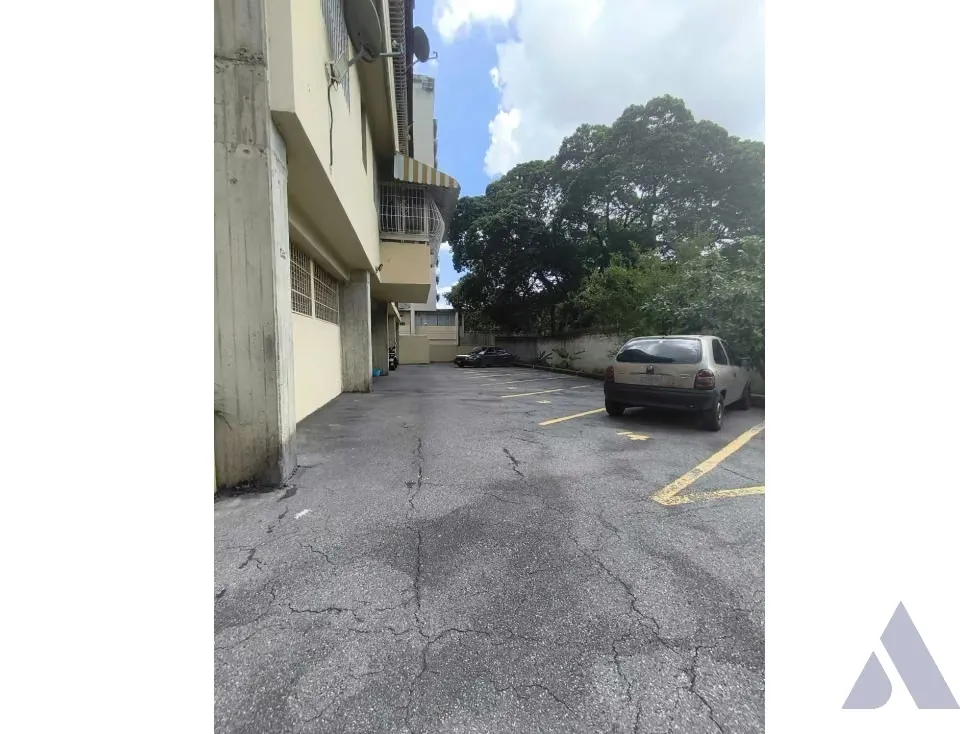 Vendo apartamento original 100m2 Avenida Principal La Urbina 4661 - 21