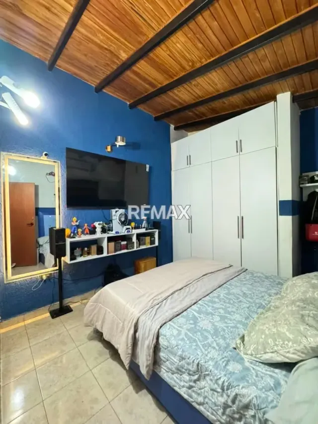 En Venta casa en Valle Oro, San Diego - 8