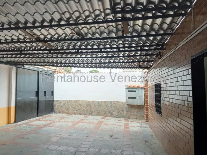 Casa (Multipes Niveles) en Venta en Los Rosales, Distrito Metropolitano - 3