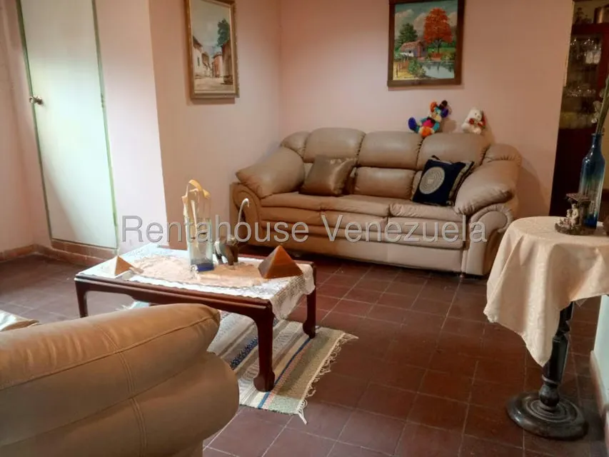 Casa (Multipes Niveles) en Venta en Los Rosales, Distrito Metropolitano - 27